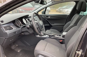 Peugeot 508 LPG 2013 (8 foto / 10)