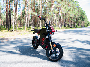 2021 EXO NEUTRINO 6.8kW (4 foto / 10)