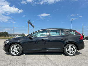 Volvo V60 (4 фото из 13)
