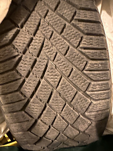 Talverehvid 225/40R18 Continental VikingContact 7 92 T XL (3 foto / 3)