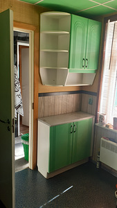 Кухонная мебель (3 фото из 9)