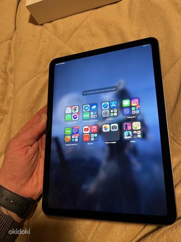 Ппланшет Apple iPad Air 2022 (фото #2)