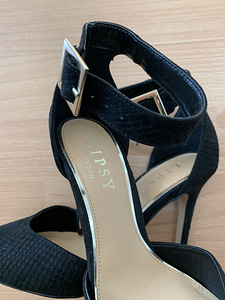 Новые модные туфли (2 фото из 3)