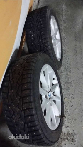 BMW 16 tolli originaal valuveljed naasterehvidega