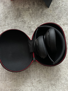 Beats studio wirless (8 фото из 9)