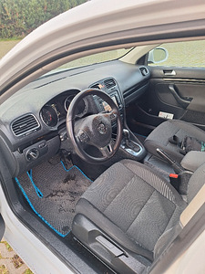 Volkswagen Golf VI 1.4 TSI (7 foto / 9)