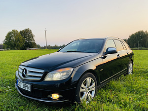 Mercedes-Benz C320 Avantgarde 3.0 165KW 2008a (2 foto / 8)