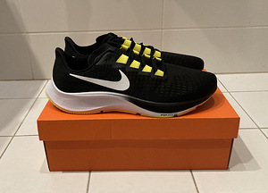 NIKE Air Zoom Pegasus 37 (1 foto / 3)