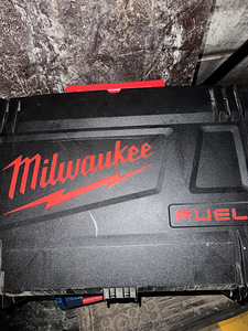 Milwaukee kohver (1 foto / 2)