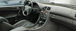 Mercedes-Benz CLK 320 Avantgarde 3.2 V6 + LPG 160kW (12 foto / 13)