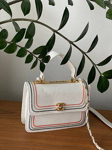 Louis vuitton, Chanel (1 фото из 7)