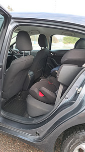 Mazda 3 2.0 Skyactive-G Premium 6AT (9 foto / 13)