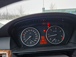 BMW 530 XD (14 foto / 14)