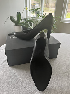 Ecco kingad s 40 (4 foto / 4)
