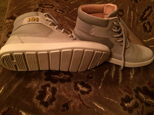 HELLY HANSEN (2 foto / 5)