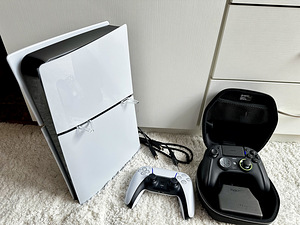 Sony PlayStation 5 Slim 1 TB 2 controllers (1 foto / 6)