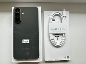 Samsung Galaxy A56 8/128GB (2 foto / 10)