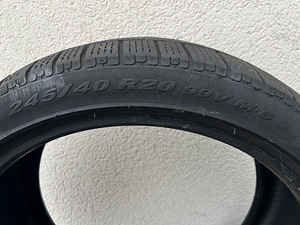 Шины R20 245 40 Pirelli M+S Lamell летние (4 фото из 5)