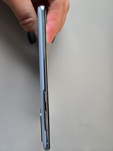 Samsung Galaxy S 20 128GB, uus aku (4 foto / 9)