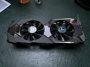 Sapphire Vapor X R9 280X töökorras (1 foto / 2)