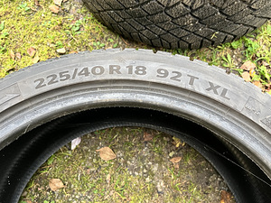 225/40R18 Continental vikingcontact 7 (5 foto / 6)