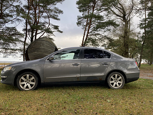 VW PASSAT 1,9 77kw 2005 (2 foto / 5)