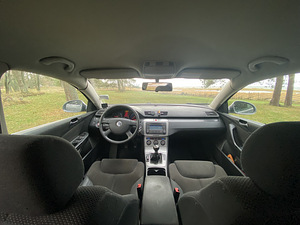 VW PASSAT 1,9 77kw 2005 (5 foto / 5)