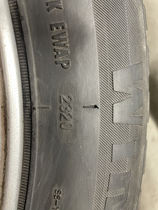 Mitsubishi Outlanderi R16 rataste müük (3 foto / 3)