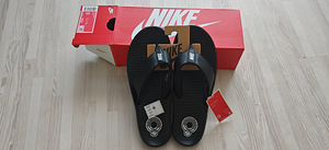 Nike Marina Men's Slides (1 foto / 3)