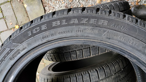 Lamellrehvid Sailun ICE BLAZER Arctic 235/45r18 (2 foto / 3)