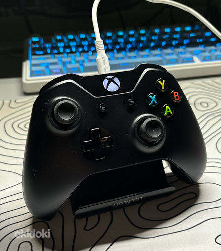 Xbox контроллер