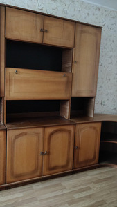 СЕКЦИОННЫЙ ШКАФ (2 фото из 3)