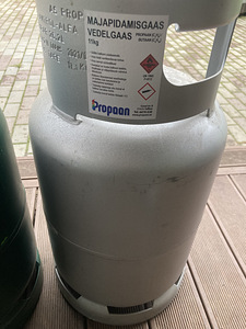 Müüa täis gaasiballoonid (3 foto / 3)