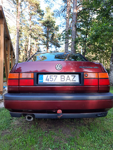 Volkswagen Vento 1992 (6 foto / 6)