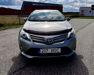 Toyota avensis 2012 LPG (3 foto / 10)
