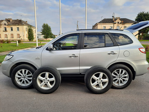 Продам Hyundai (5 фото из 11)
