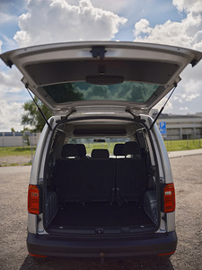 2016 VW Volkswagen Caddy (km-ga): diisel, automaat, avariita (6 foto / 11)