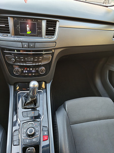 Peugeot 508 (3 foto / 11)