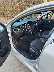 Peugeot 508 (5 foto / 11)
