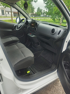 Citroen Berlingo 2018 (5 foto / 11)