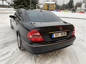 Mercedes Benz W211 (5 foto / 11)
