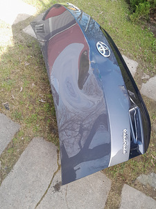 Toyota tagaluuk (2 foto / 3)