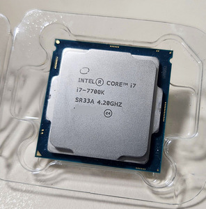 Intel Core i7-7700k (1 фото из 1)
