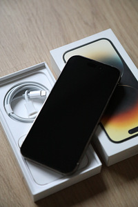 iPhone 14 Pro 128gb (2 foto / 2)