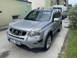 Nissan XTrail (1 foto / 8)
