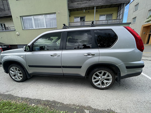 Nissan XTrail (4 foto / 8)