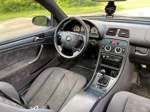 Mercedes-Benz CLK200 gaasiseadmega (5 foto / 7)