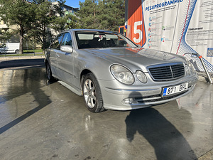 MERCEDES-BENZ w211 E320CDI (2 foto / 8)