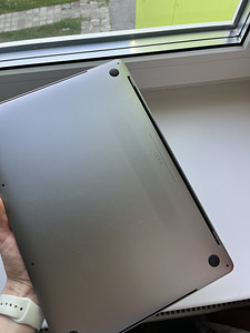 Macbook Pro 15” 2018 i7 16/256Gb (6 foto / 7)