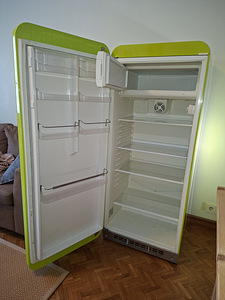 SMEG külmik sügavkülmik (2 foto / 10)